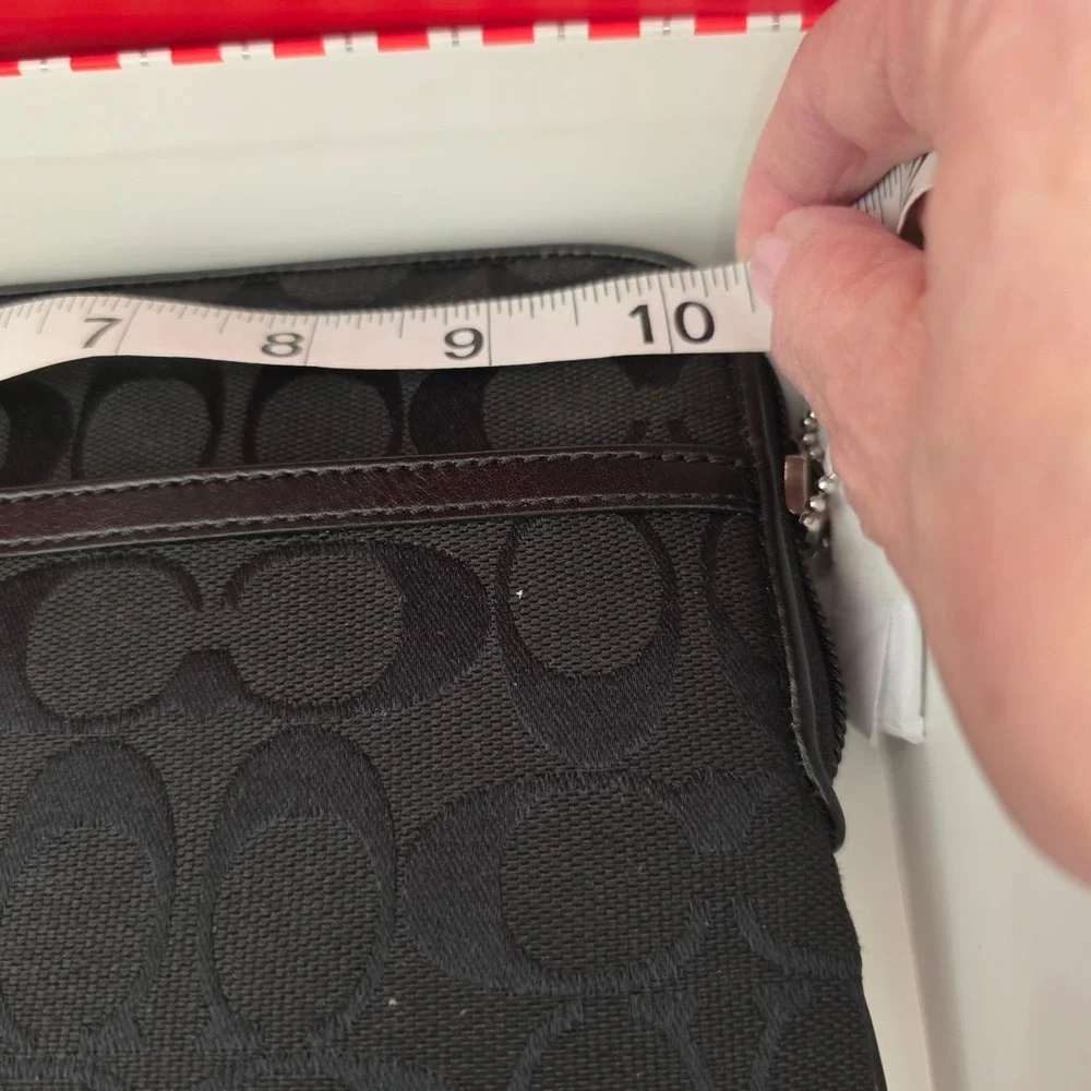 NWT Coach Signature iPad Sleeve Black Canvas Leather Trim Zip‎ Case 61010B NEW